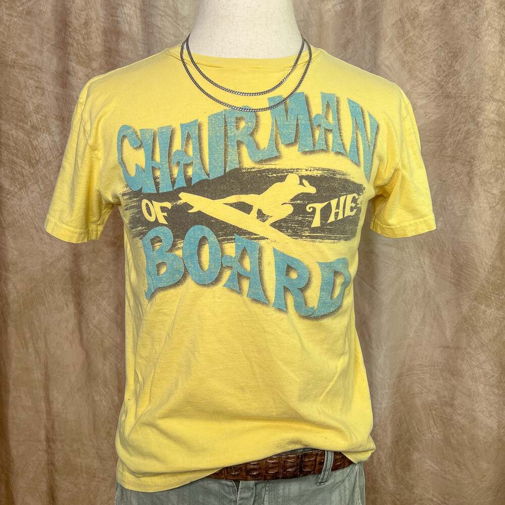 Y2K Gap Surfer T-Shirt Chairman of the Board Graphic Tee Yellow Short Sleeve